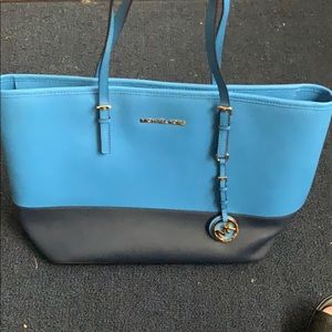 Michael Kors Tote ❤️